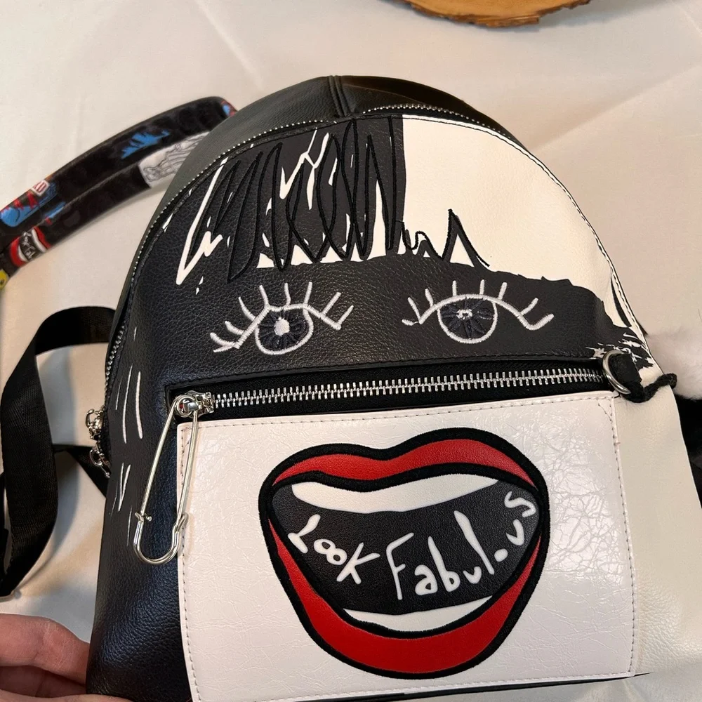 Danielle Nicole Disney‎ Cruella “Look Fabulous!” Fashion Mini Backpack - Picture 11 of 13